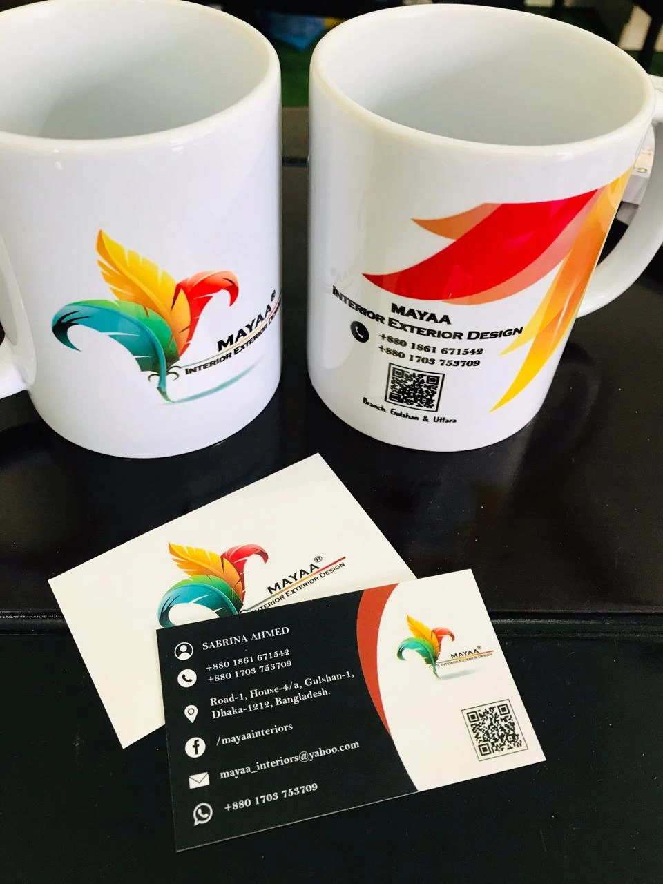 Customize your ceramic mug with your name, logo & image